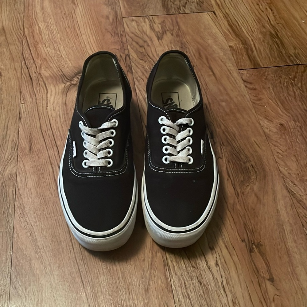 Vans canvas platform black and white vans